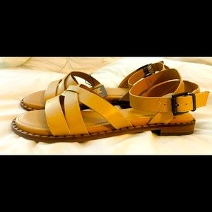 Crevo Tan gladiator sandals, never used, size 9